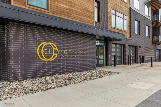 $449,900 | 200 4th Avenue North, Unit 102, Fargo, ND 58102