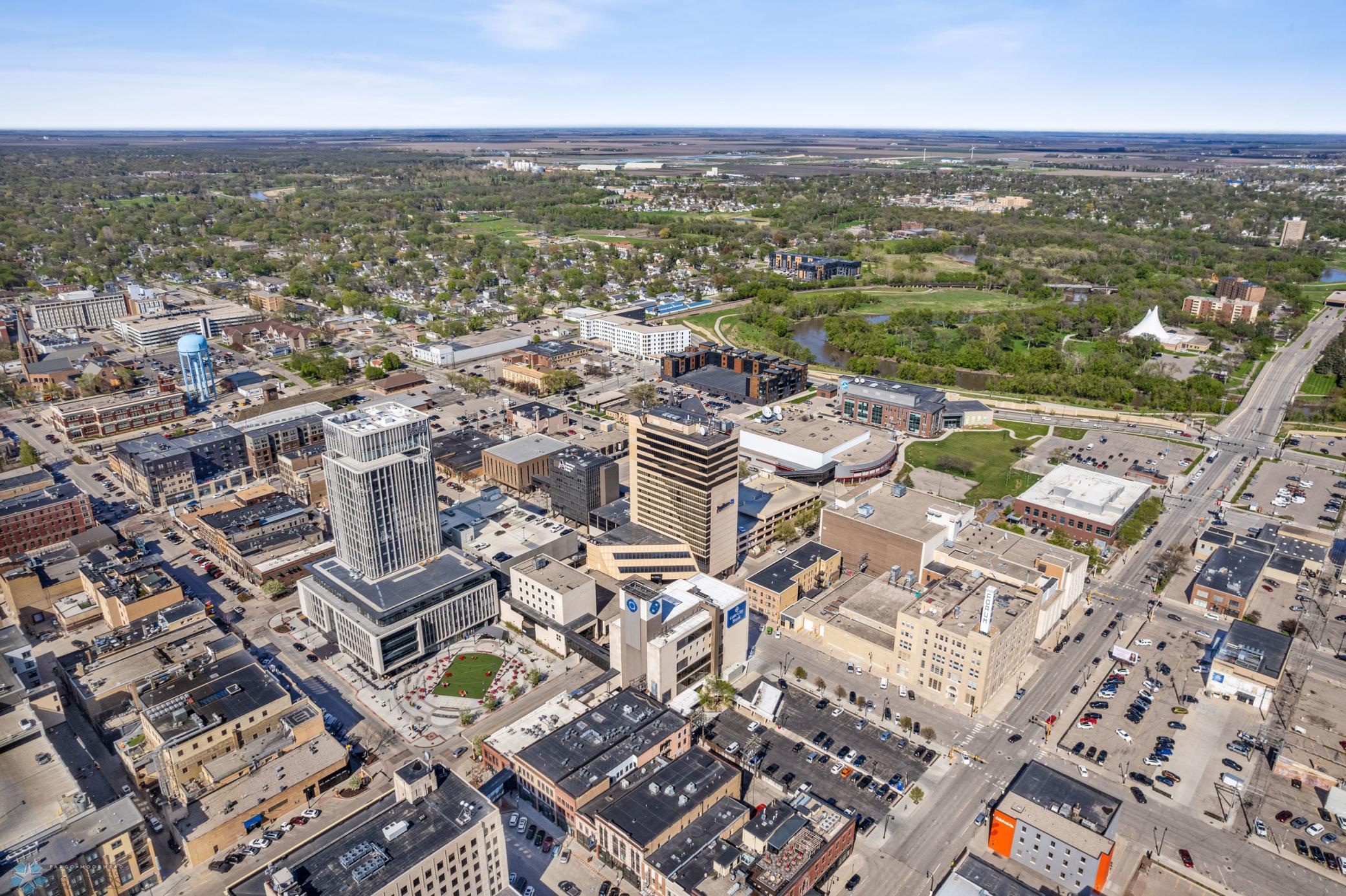 200 4th Avenue North, Unit 102 Fargo, ND 58102 - Photo 41 of 49