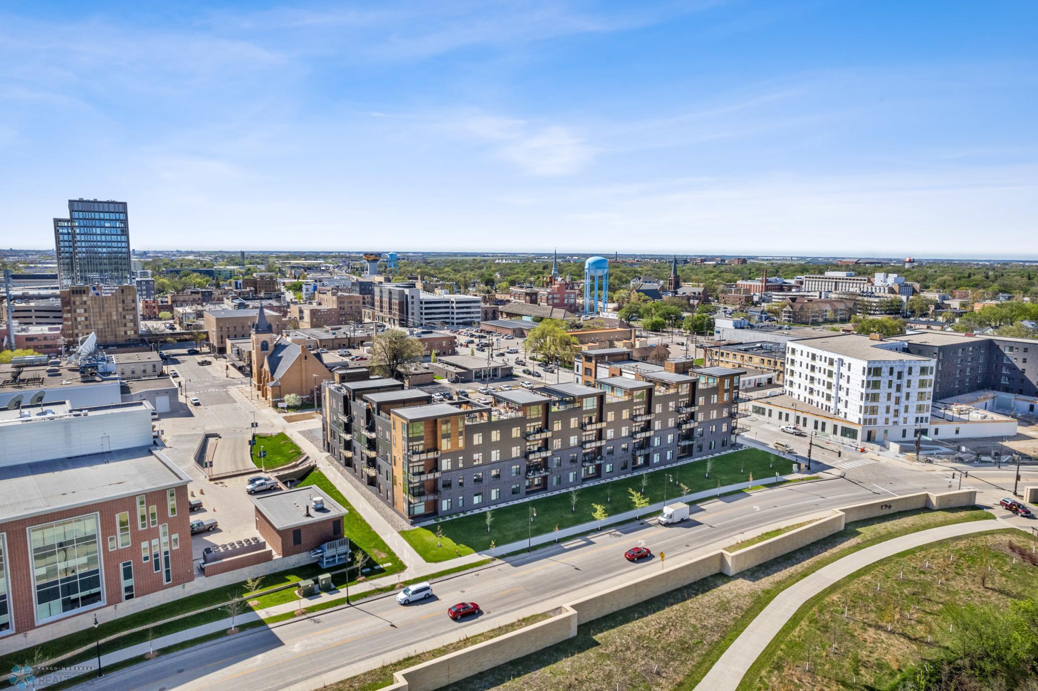 200 4th Avenue North, Unit 102 Fargo, ND 58102 - Photo 43 of 49