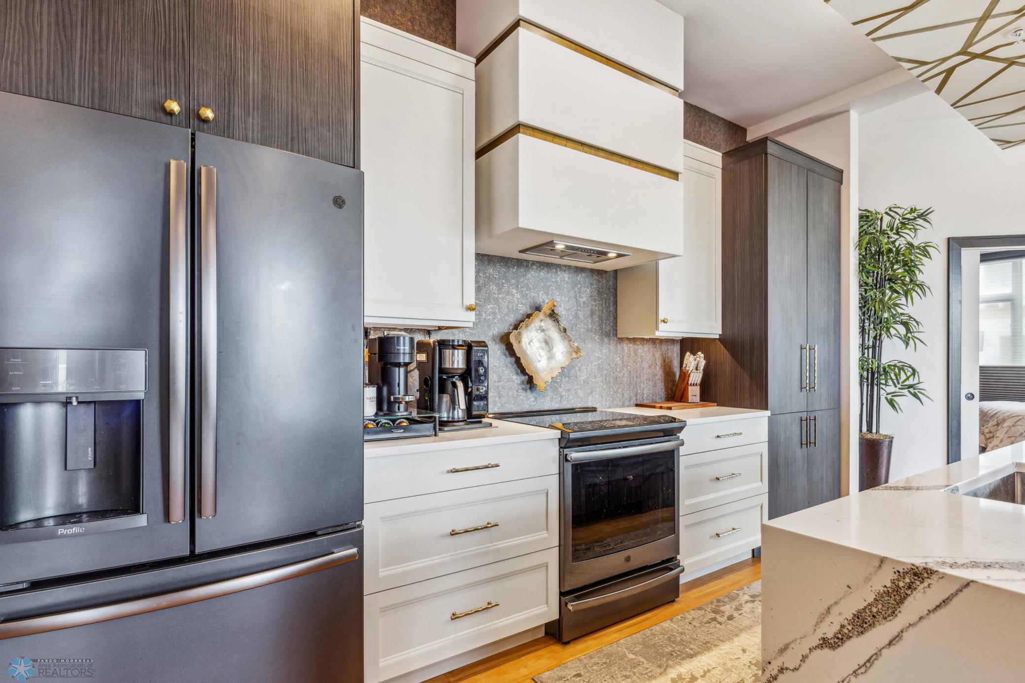 200 4th Avenue North, Unit 102 Fargo, ND 58102 - Photo 5 of 49