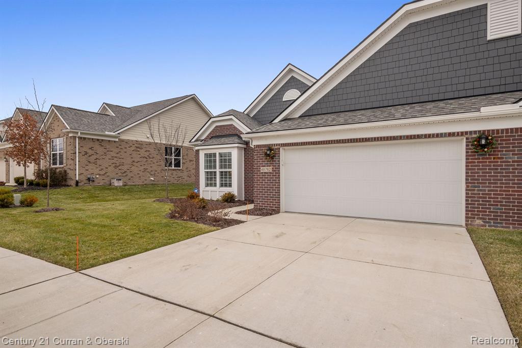 48762 Rockview Road Novi, MI 48374 - Photo 5 of 36