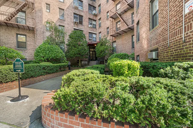 $219,000 | 83-55 Woodhaven Boulevard, Unit 1A | Forest Park