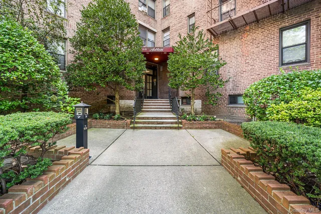 $219,000 | 83-55 Woodhaven Boulevard, Unit 1A | Forest Park