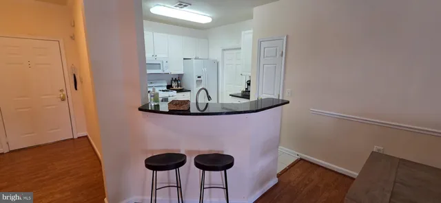 $3,500 | 4330 Y Cannon Ridge Court, Unit 44, Fairfax, VA 22033