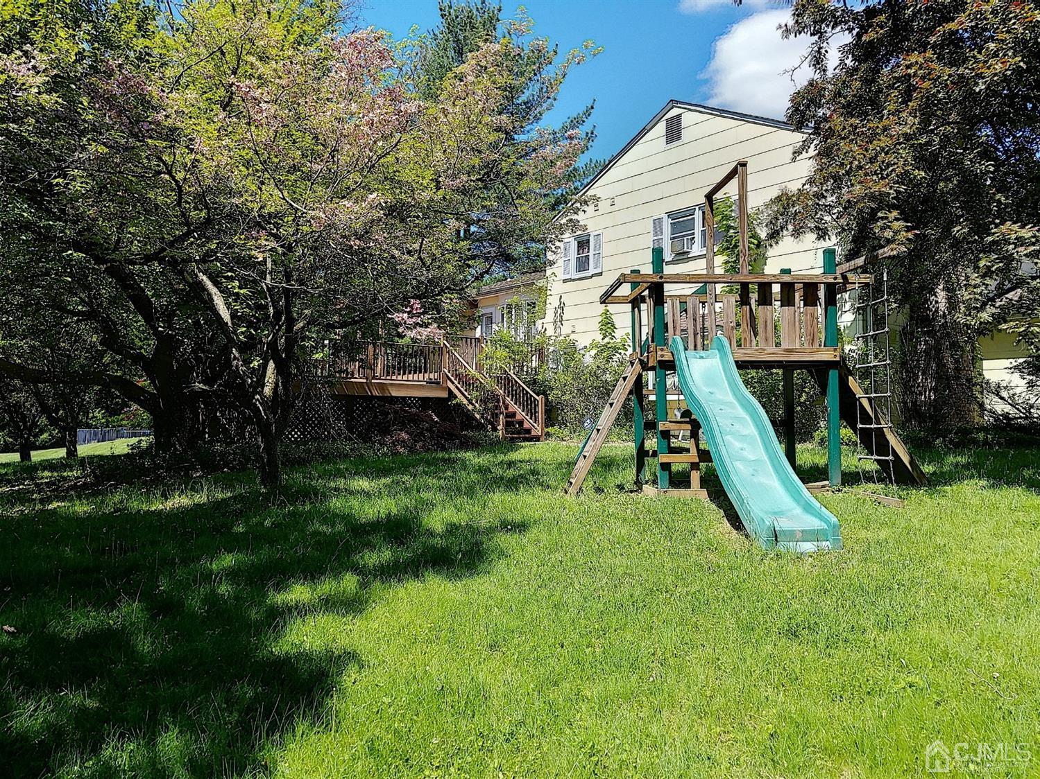 26 Fairfield Road Princeton, NJ 08540 - Photo 24 of 26 a view of a house with a park