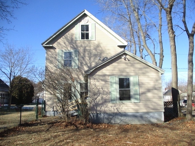 66 Pine Street Rochester, NH 03867 - Photo 6 of 19