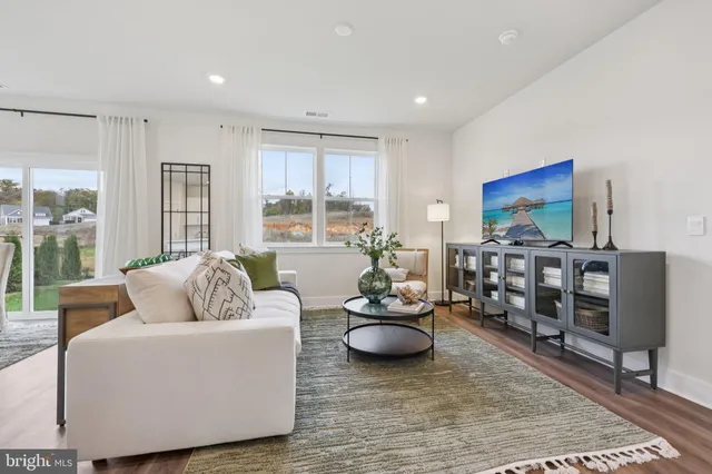 $459,990 | 109 Trellis Vw Lane, Winchester, VA 22602