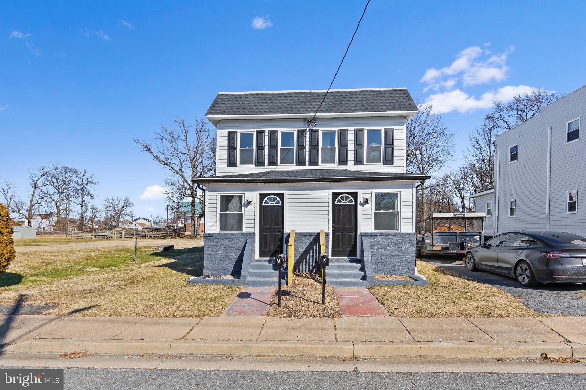 2507 Sycamore Avenue, Unit B Sparrows Point, MD 21219 - Photo 3 of 32