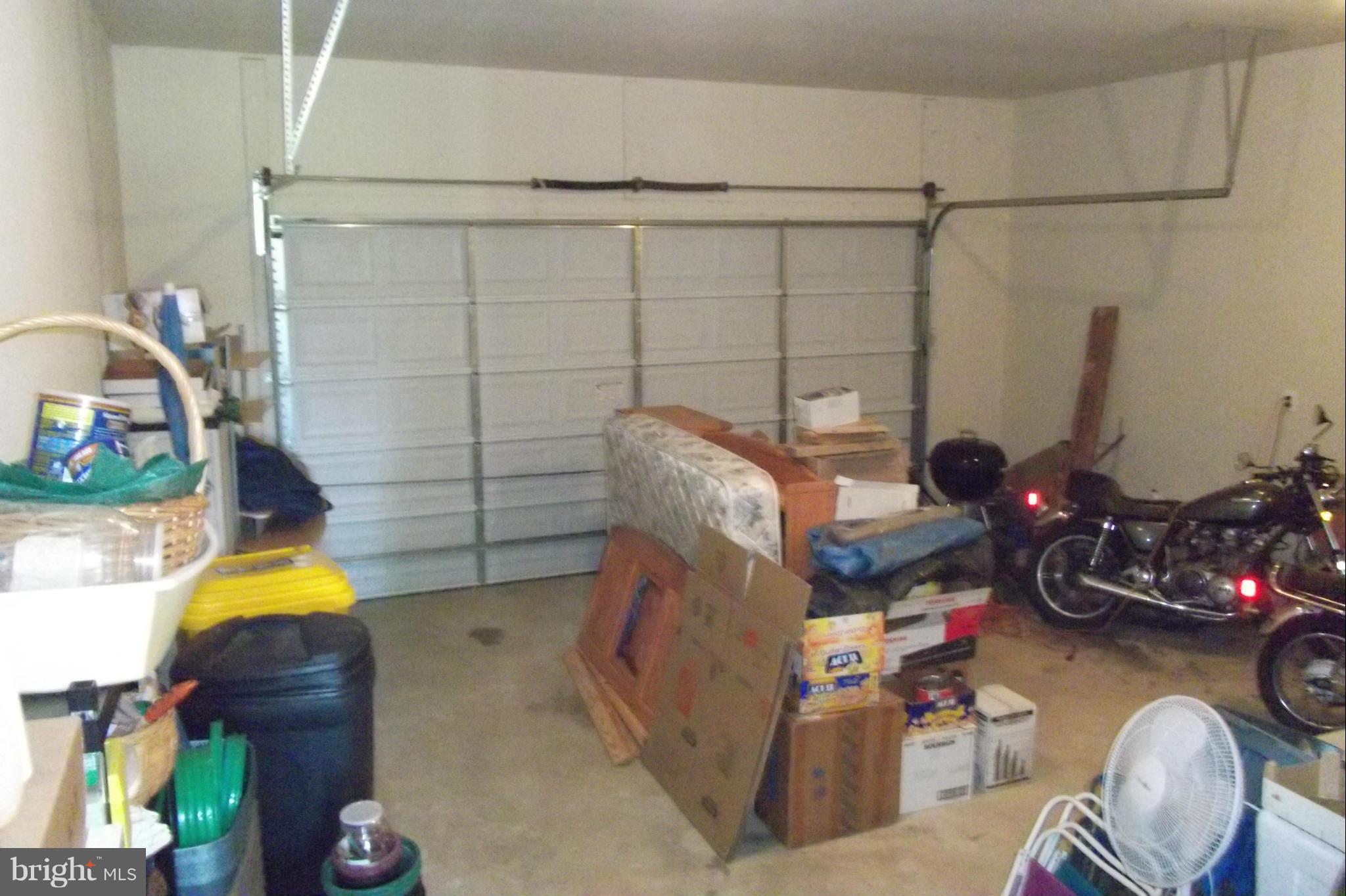 806 Bayard Road Lothian, MD 20711 - Photo 21 of 29 Garage
