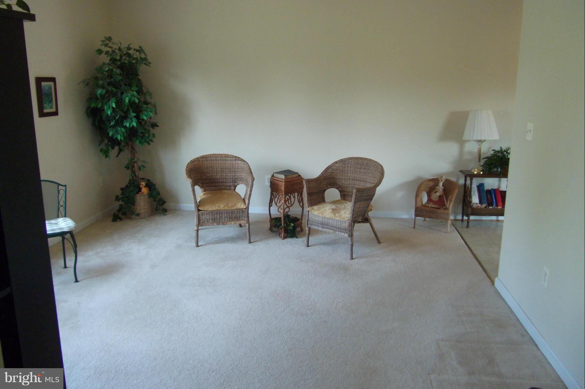 806 Bayard Road Lothian, MD 20711 - Photo 6 of 29 Family Room---opposite view