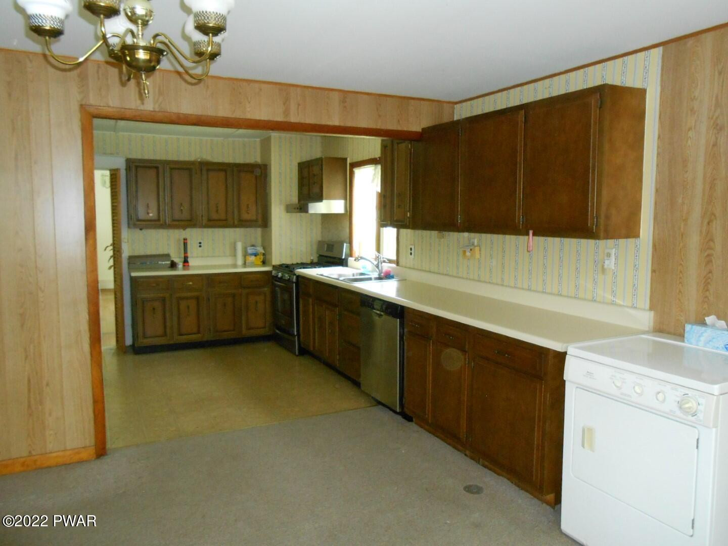 568 Rowland Road Greeley, PA 18425 - Photo 19 of 58 2g
