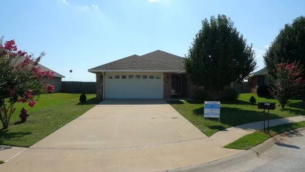 $900 | 2712 Hampton Park Circle, Foley, AL 36535