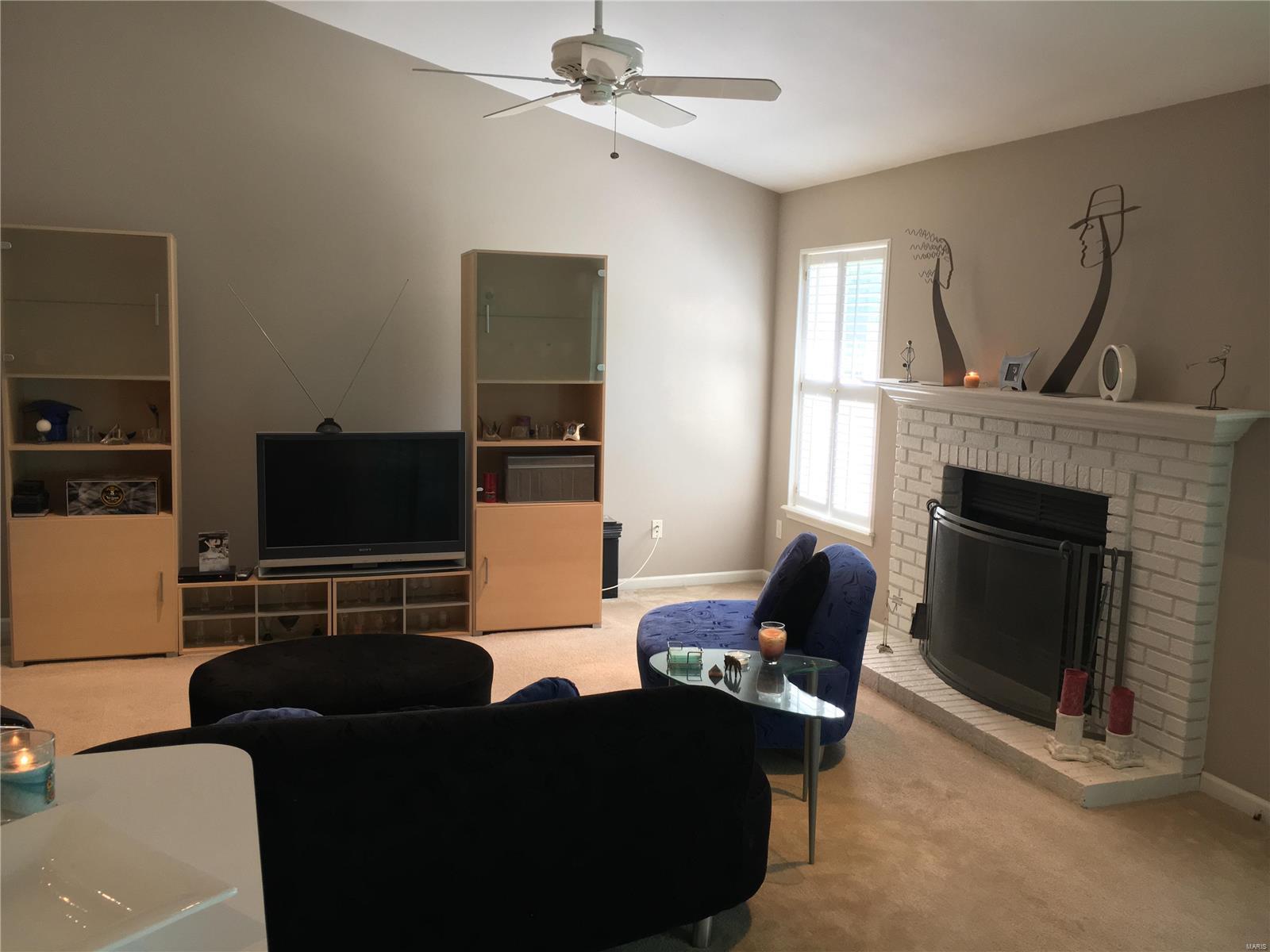 1812 Strawberry Ridge Drive Ballwin, MO 63021 - Photo 8 of 16 Gallery Image 8