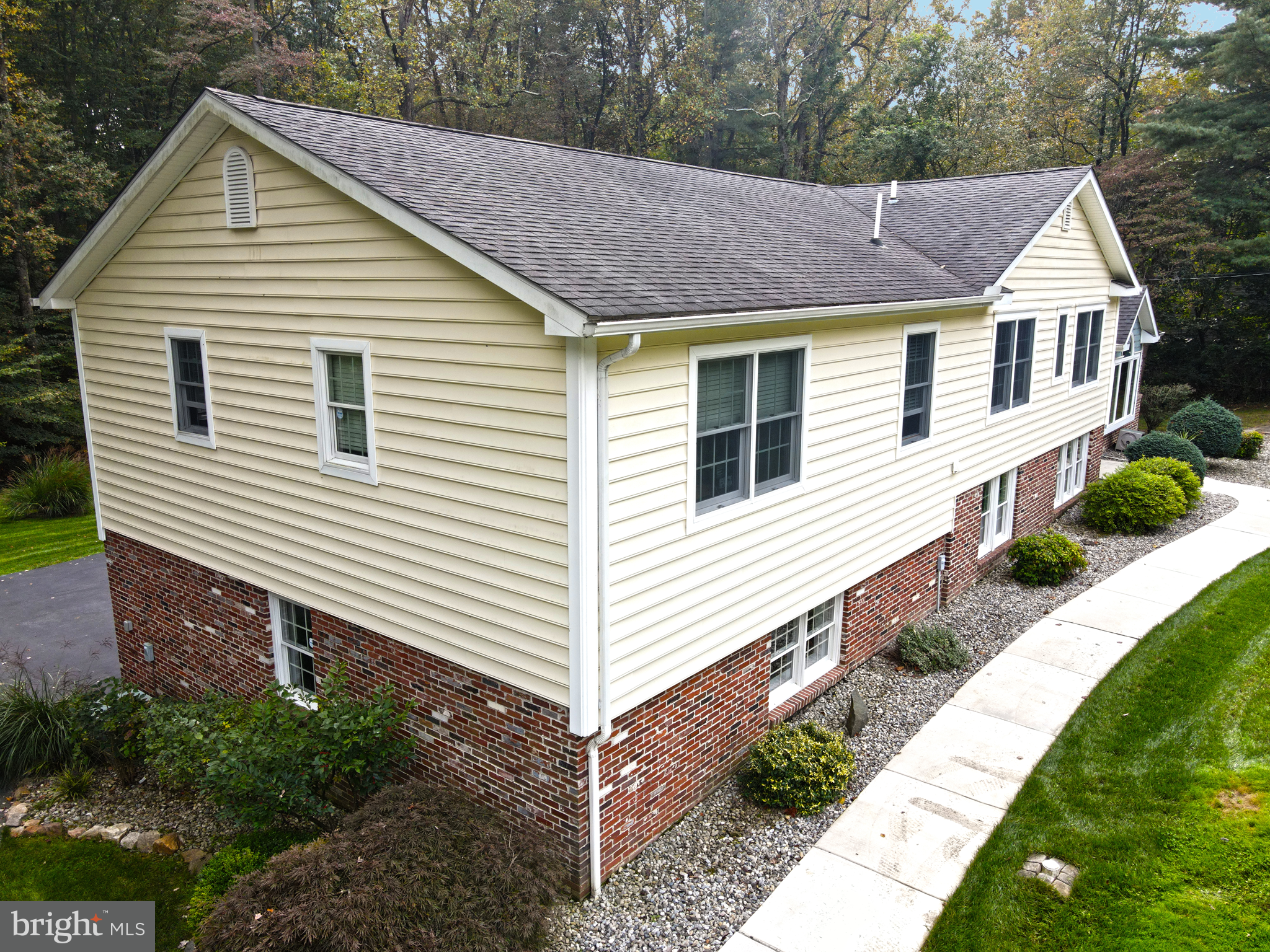 176 Starr Road Newark, DE 19711 - Photo 4 of 26 Gallery Image 4