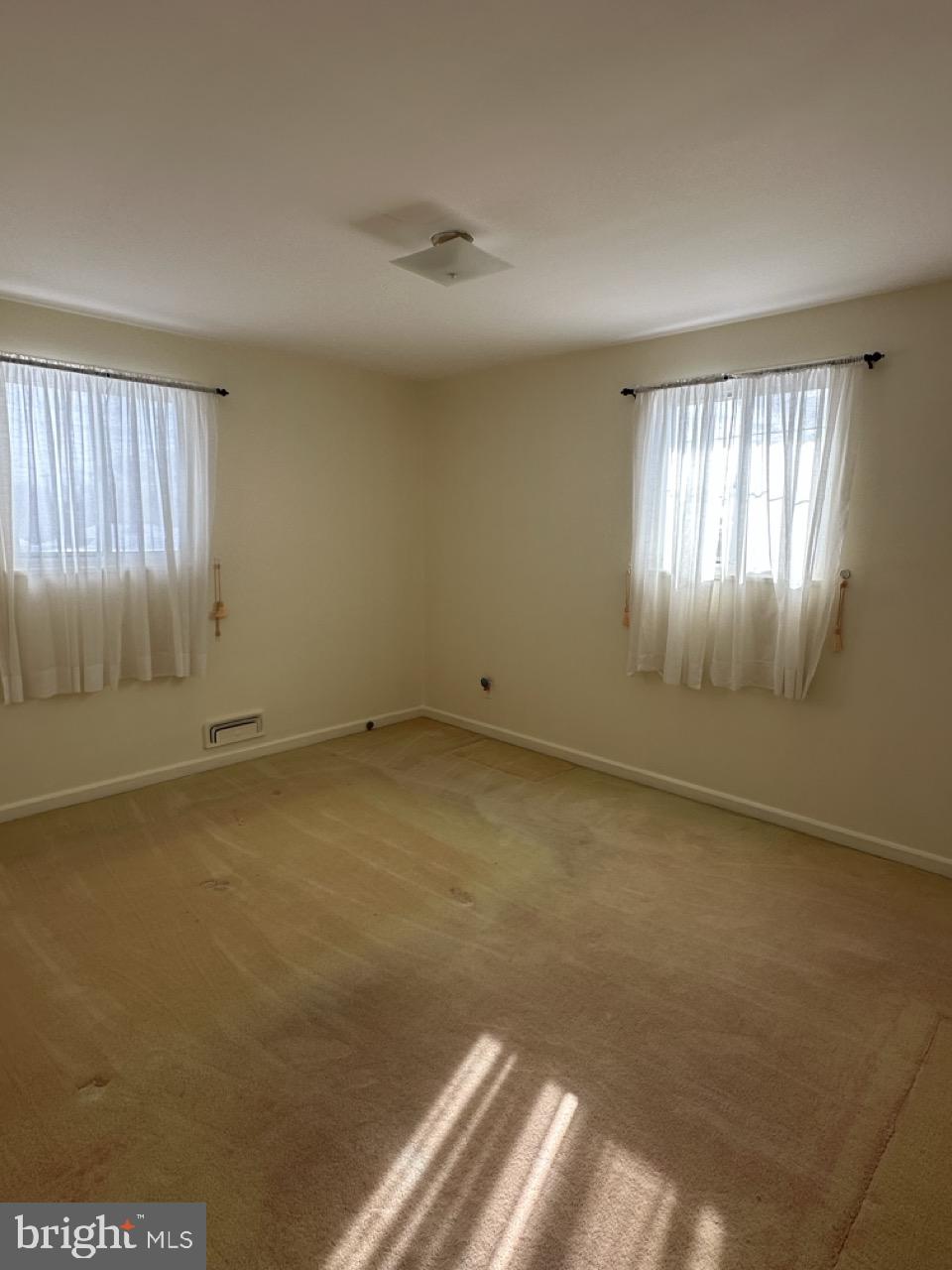 12505 Feldon Street Silver Spring, MD 20906 - Photo 7 of 21