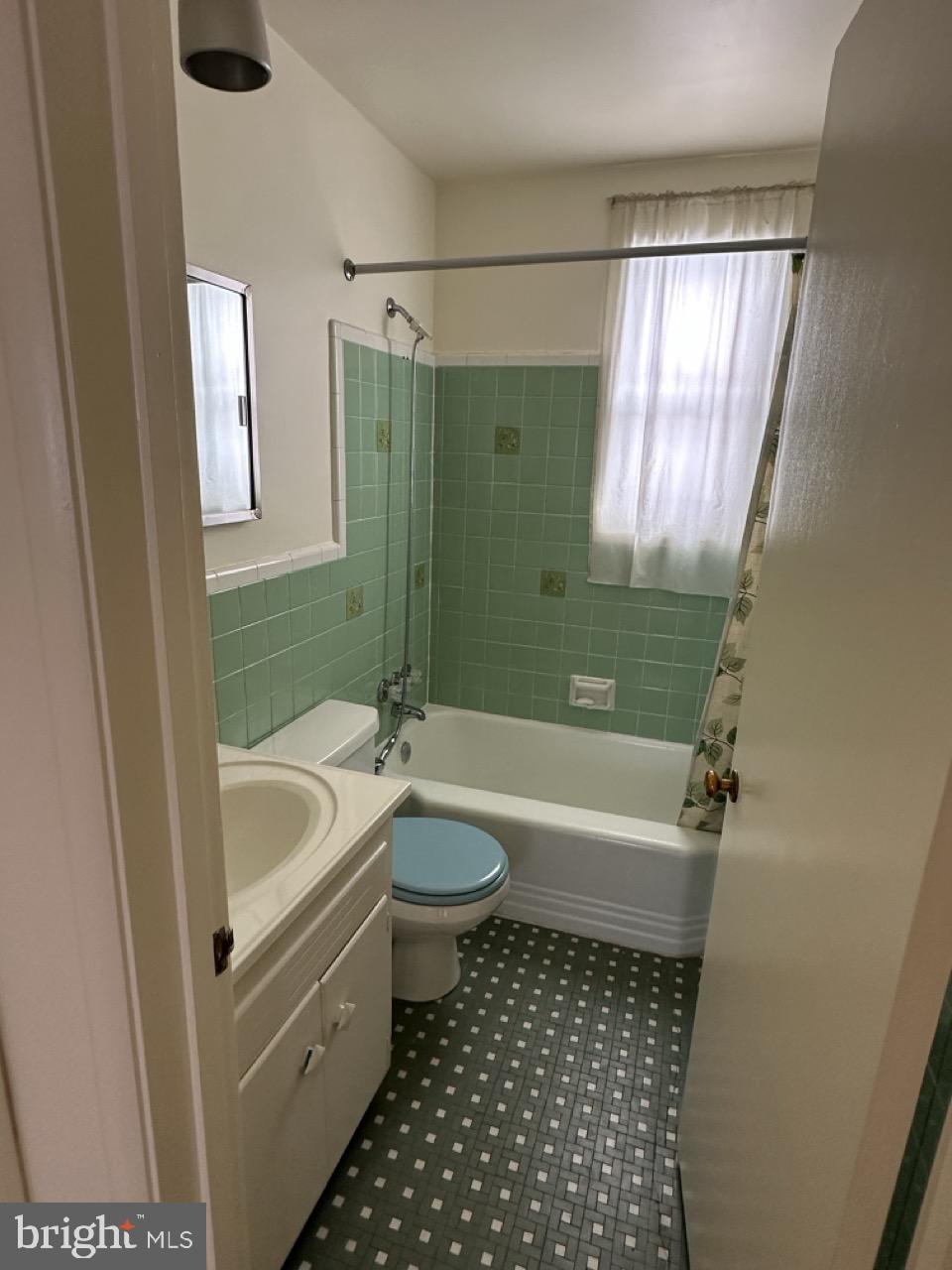 12505 Feldon Street Silver Spring, MD 20906 - Photo 8 of 21