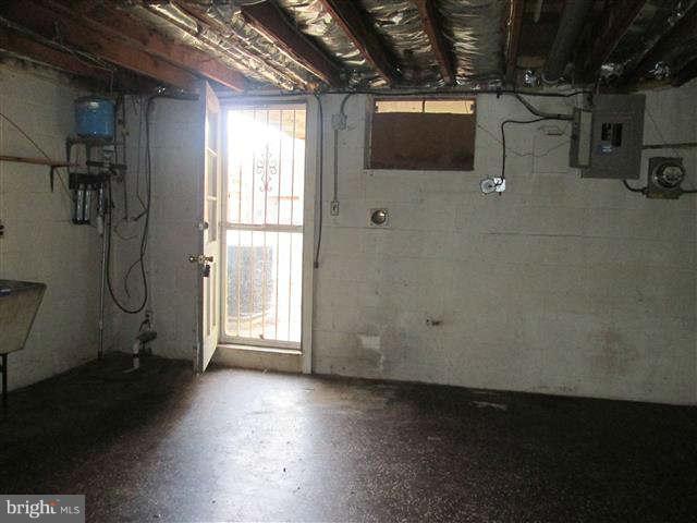 607 Queensgate Road Baltimore, MD 21229 - Photo 14 of 19 Basement