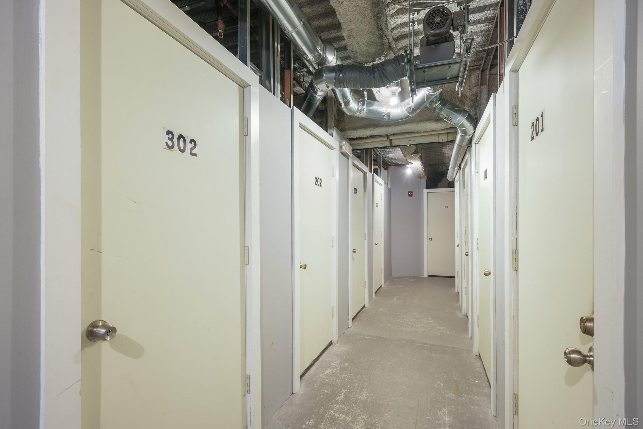 135 Main Street, Unit 302 Ossining, NY 10562 - Photo 16 of 16 a view of hallway