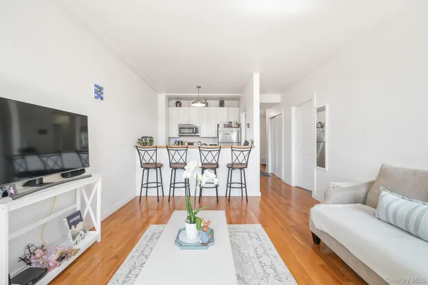 $250,000 | 135 Main Street, Unit 302, Ossining, NY 10562