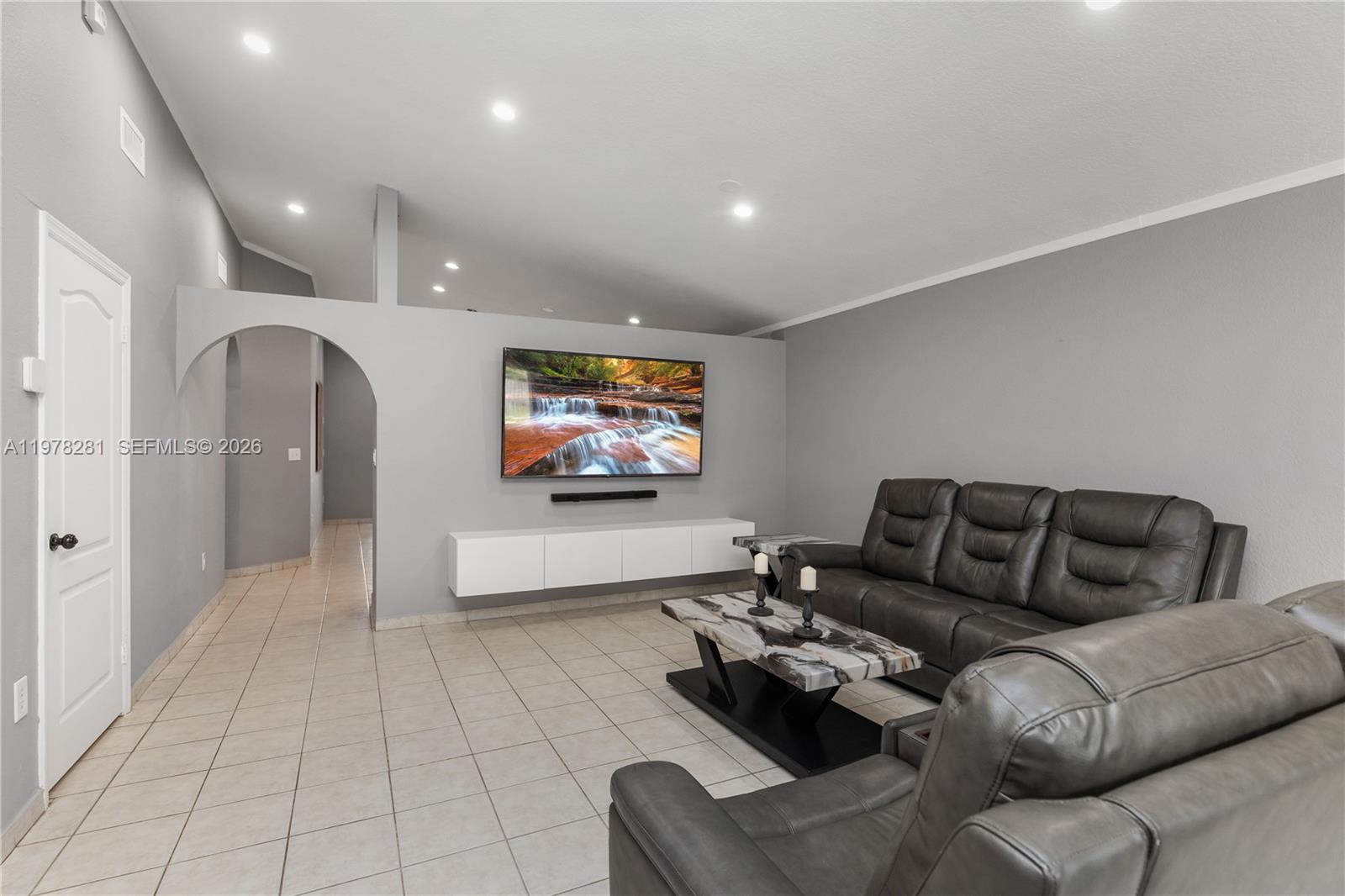 14358 Southwest 168th Street Miami, FL 33177 - Photo 11 of 34