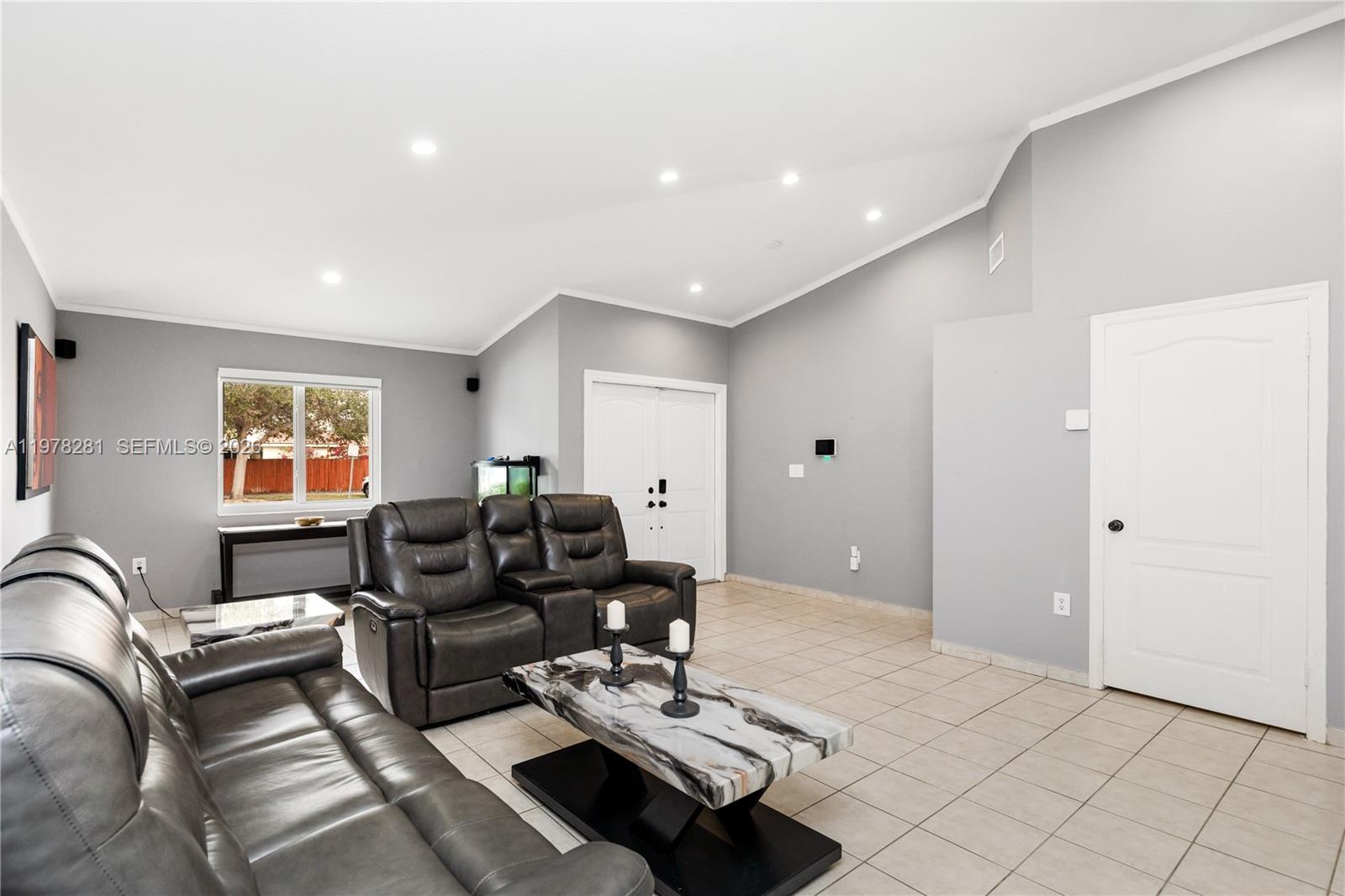 14358 Southwest 168th Street Miami, FL 33177 - Photo 14 of 34