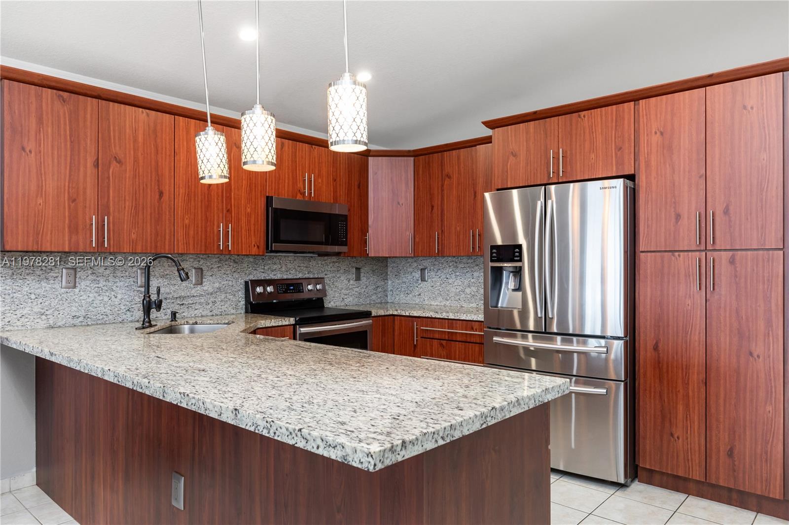 14358 Southwest 168th Street Miami, FL 33177 - Photo 4 of 34