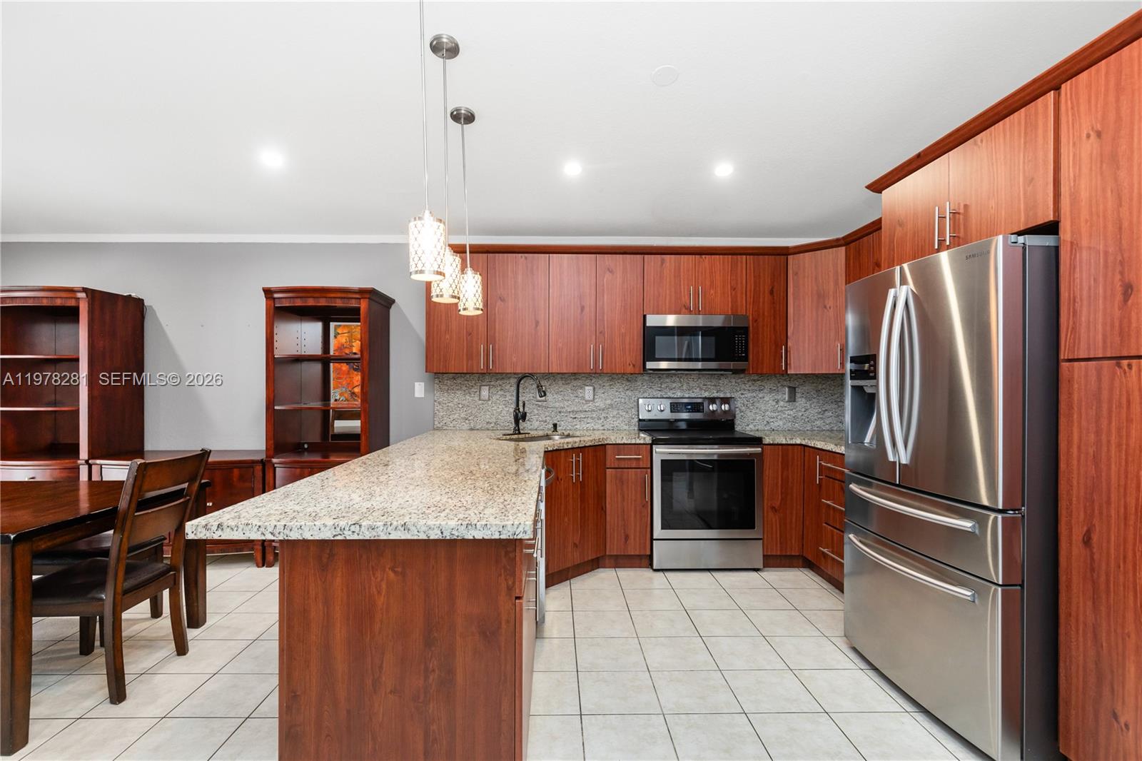 14358 Southwest 168th Street Miami, FL 33177 - Photo 9 of 34