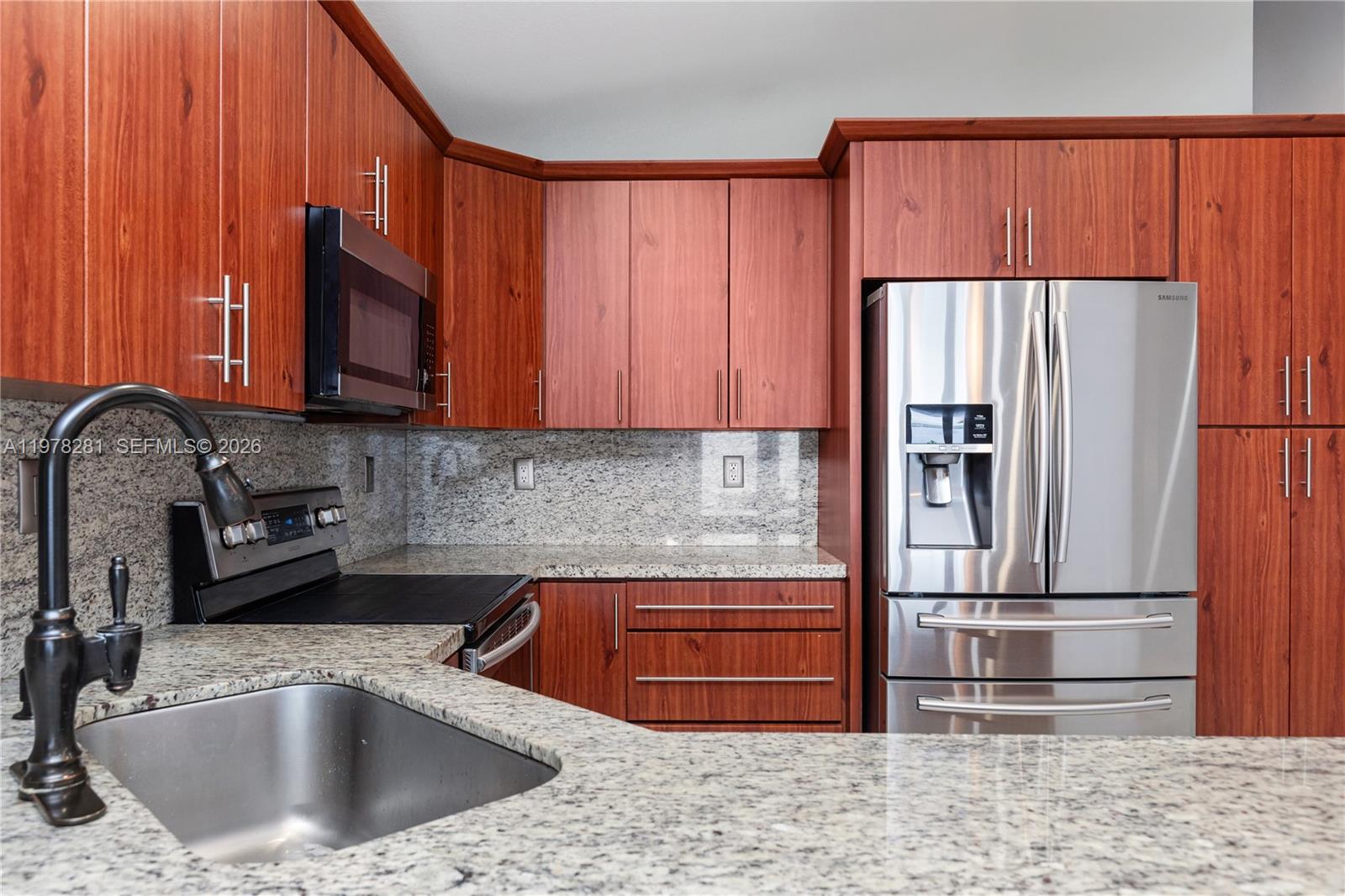 14358 Southwest 168th Street Miami, FL 33177 - Photo 10 of 34