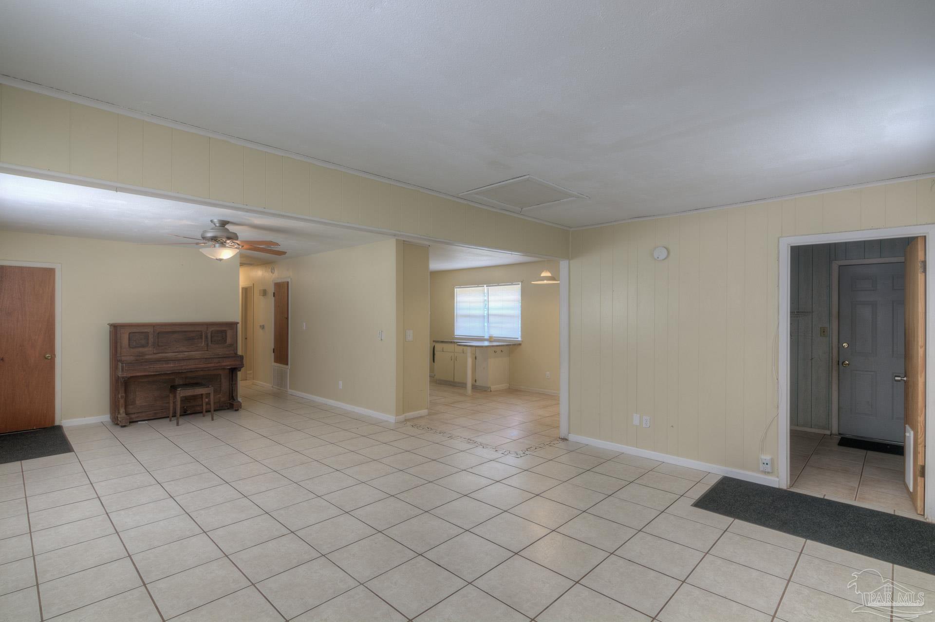 7155 Pearson Road Pensacola, FL 32526 - Photo 8 of 25 Gallery Image 8