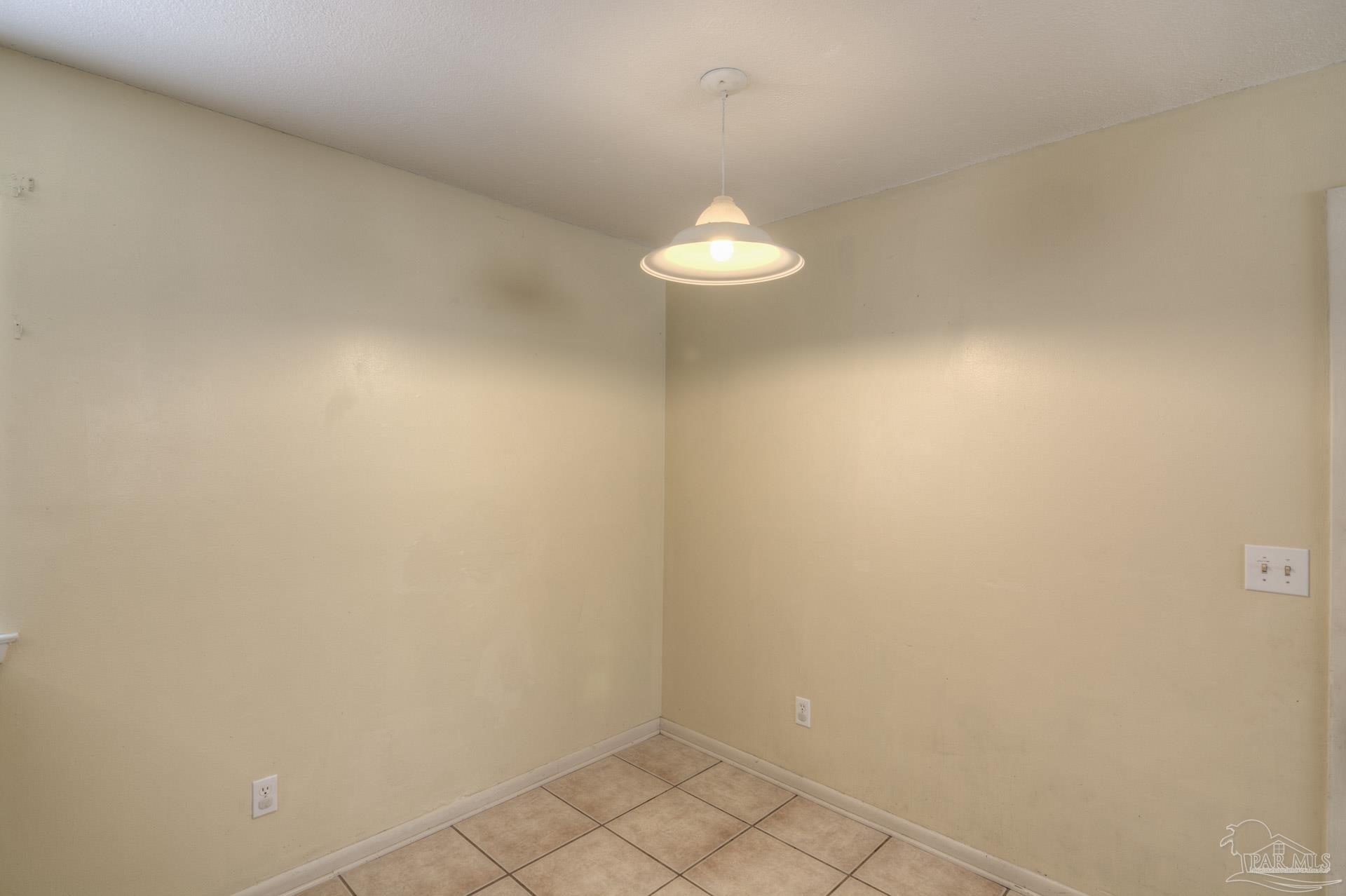7155 Pearson Road Pensacola, FL 32526 - Photo 10 of 25 Gallery Image 10