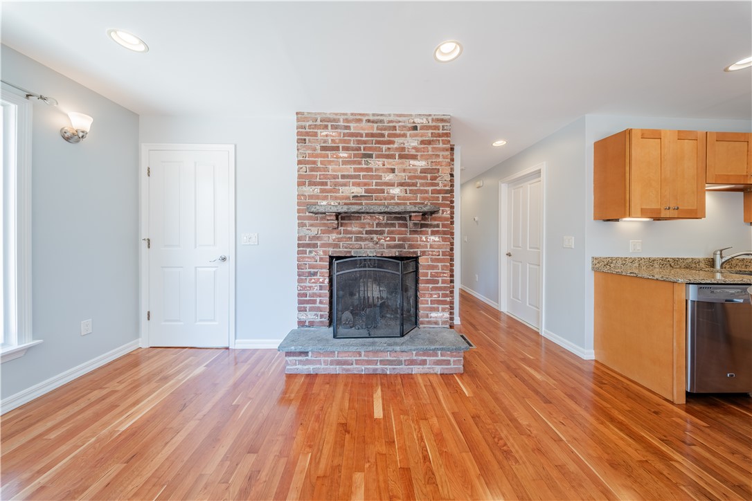 28 West Side Road South Kingstown, RI 02879 - Photo 13 of 43 Gallery Image 13