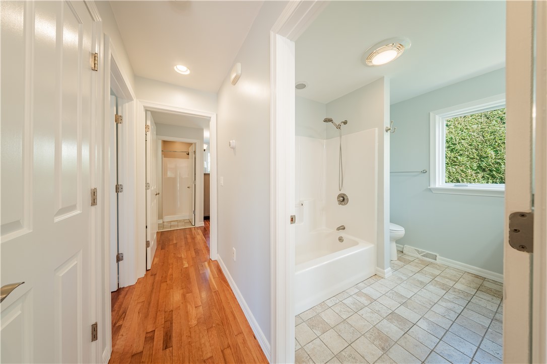 28 West Side Road South Kingstown, RI 02879 - Photo 14 of 43 Gallery Image 14