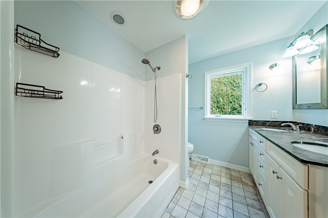28 West Side Road South Kingstown, RI 02879 - Photo 15 of 43 Gallery Image 15
