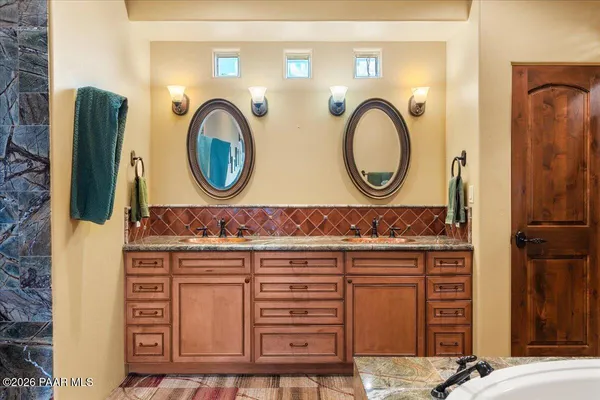 $2,770,000 | 70 Vía Del Viento, Sedona, AZ 86351