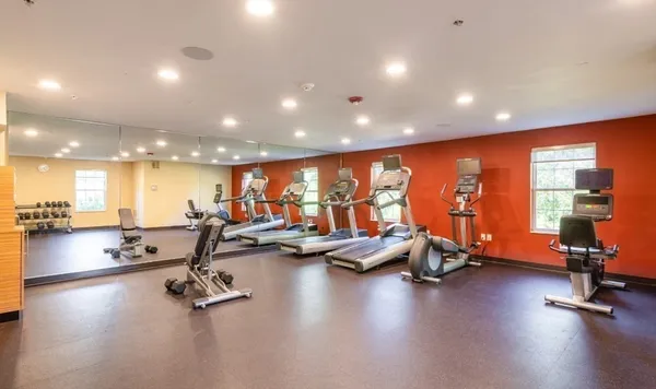 $3,500 | 20 International Place, Unit 317, Tewksbury, MA 01876