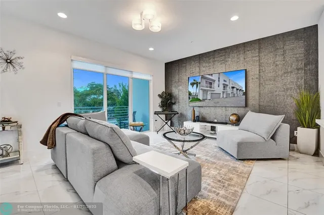 $9,000 | 1371 North Ocean Boulevard, Pompano Beach, FL 33062