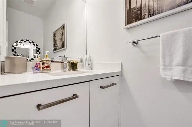 $9,000 | 1371 North Ocean Boulevard, Pompano Beach, FL 33062