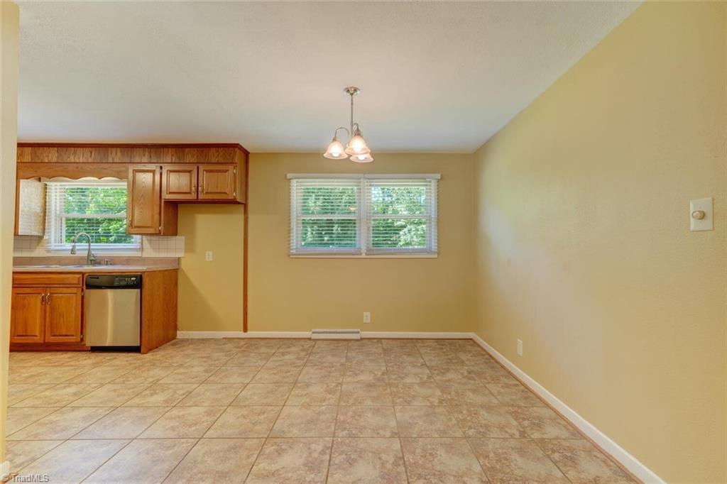 2807 Dapple Road Reidsville, NC 27320 - Photo 8 of 27 Gallery Image 8
