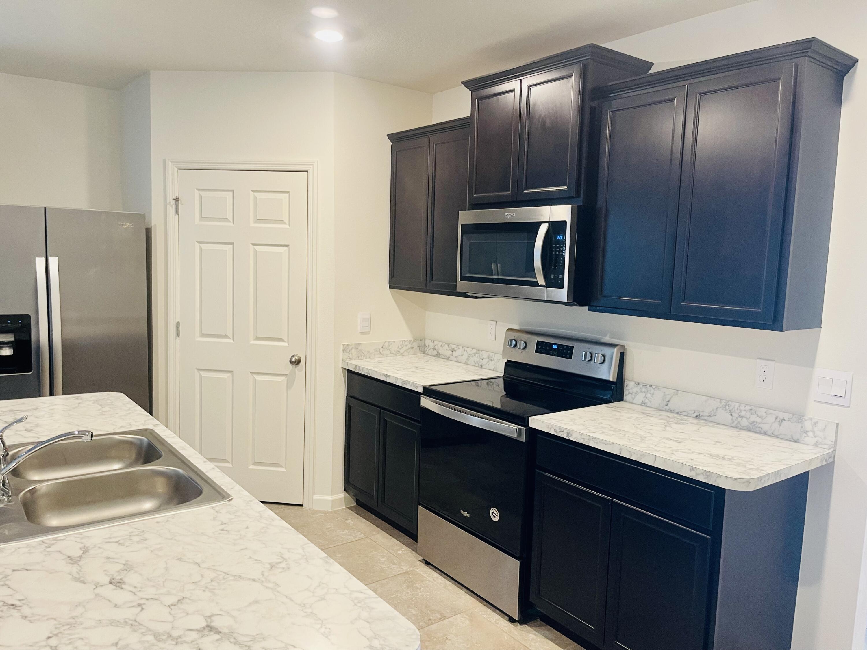 3411 Trinity Circle Fort Pierce, FL 34945 - Photo 5 of 19 IMG_8175