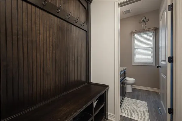 $575,000 | 104 Southwest Greenbriar Drive, Blue Springs, MO 64064