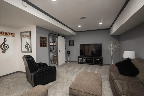 $575,000 | 104 Southwest Greenbriar Drive, Blue Springs, MO 64064