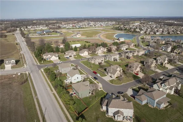 $575,000 | 104 Southwest Greenbriar Drive, Blue Springs, MO 64064