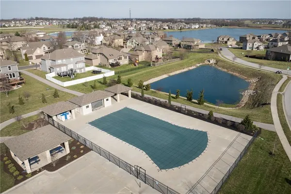 $575,000 | 104 Southwest Greenbriar Drive, Blue Springs, MO 64064