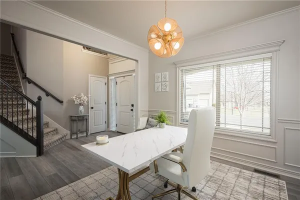 $575,000 | 104 Southwest Greenbriar Drive, Blue Springs, MO 64064