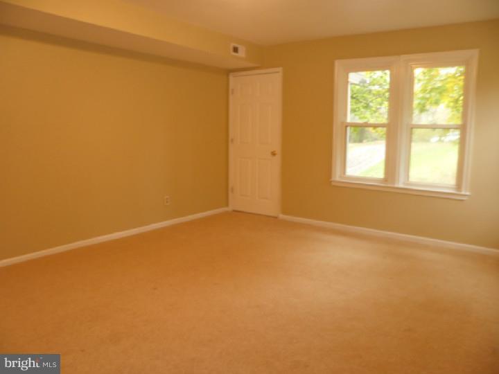 2 New Galena Road Line Lexington, PA 18932 - Photo 6 of 16 Living Room