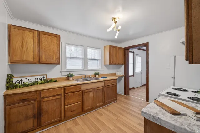 $185,000 | 1613 D Street, Bedford, IN 47421