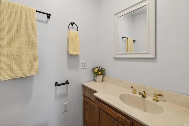 $185,000 | 1613 D Street, Bedford, IN 47421