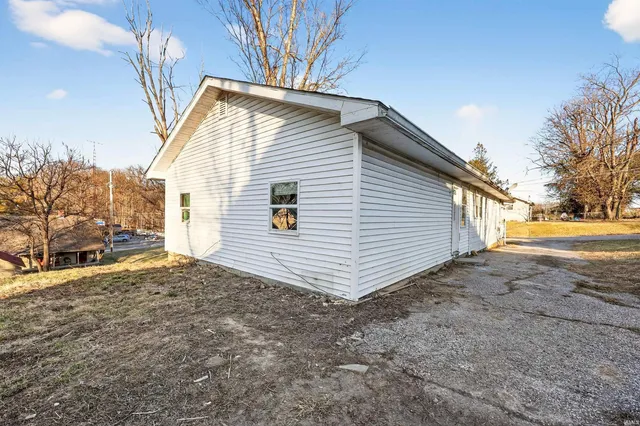 $185,000 | 1613 D Street, Bedford, IN 47421