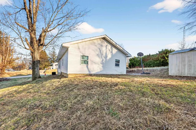 $185,000 | 1613 D Street, Bedford, IN 47421