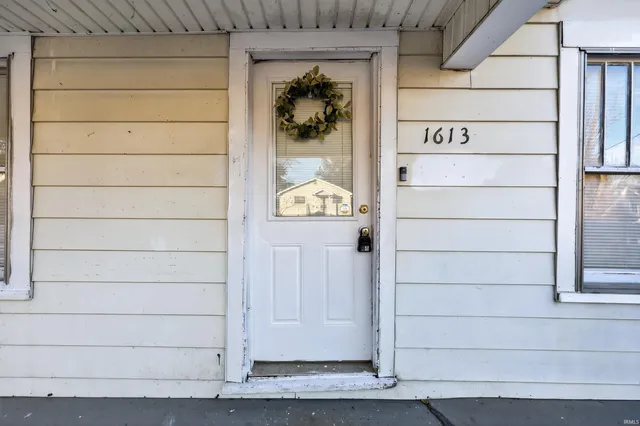 $185,000 | 1613 D Street, Bedford, IN 47421